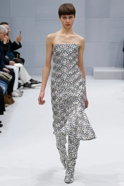 Look 36